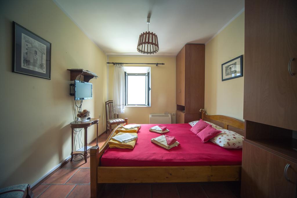 Apartments Villa Ferri Kotor Buitenkant foto