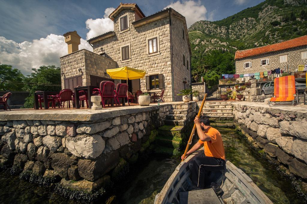 Apartments Villa Ferri Kotor Buitenkant foto