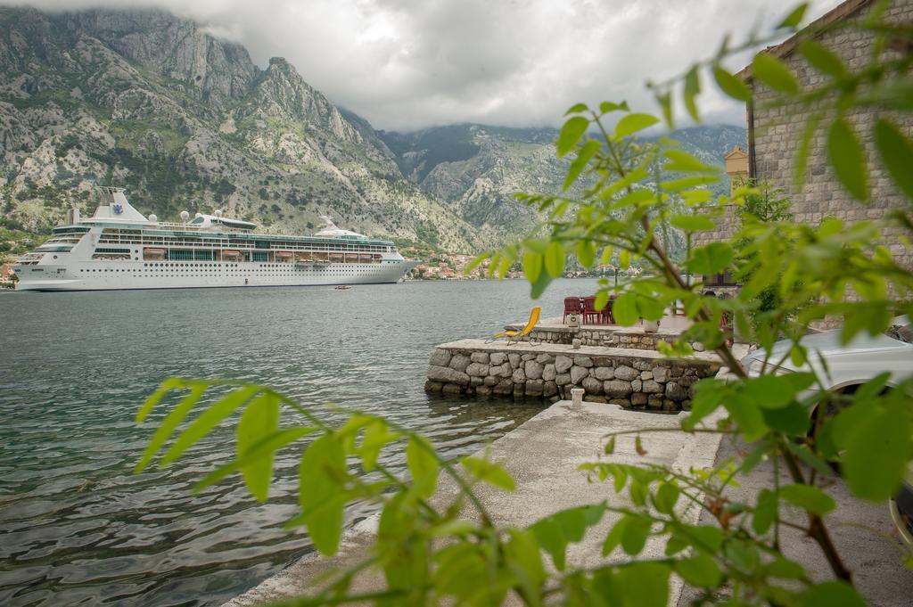 Apartments Villa Ferri Kotor Buitenkant foto