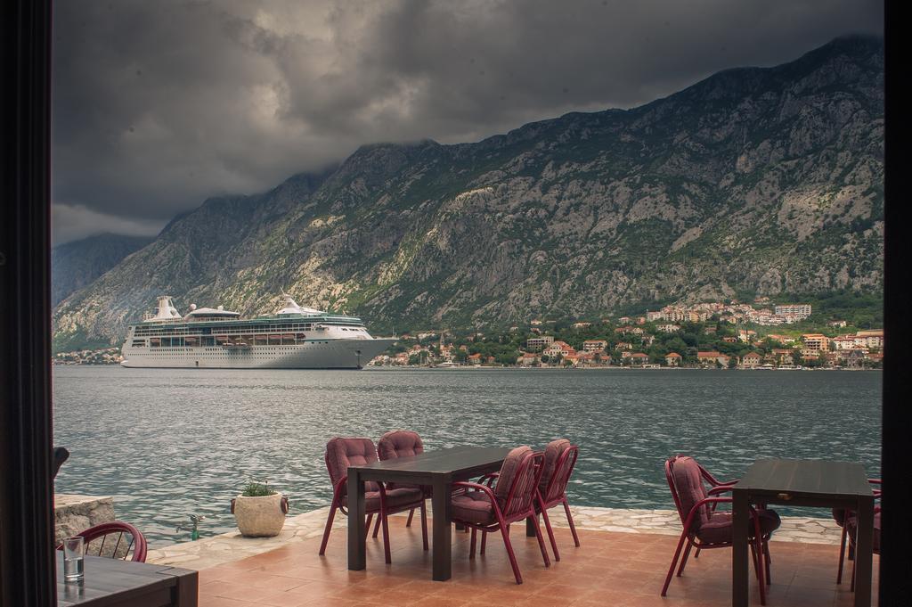 Apartments Villa Ferri Kotor Buitenkant foto